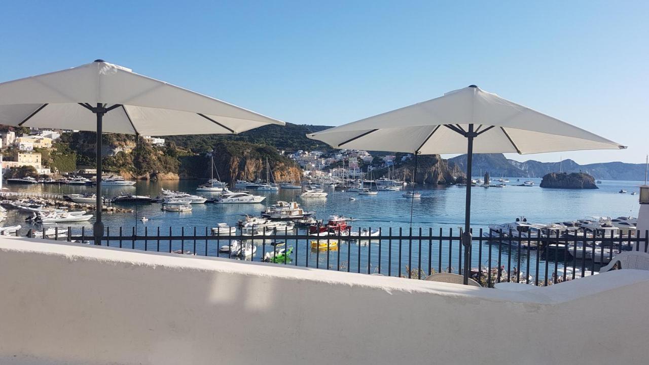 Hotel La Baia Ponza Exterior foto