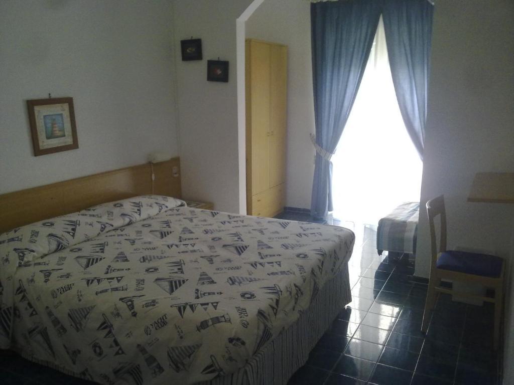 Hotel La Baia Ponza Habitación foto