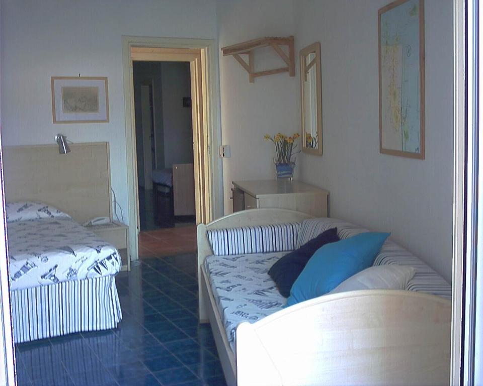 Hotel La Baia Ponza Habitación foto