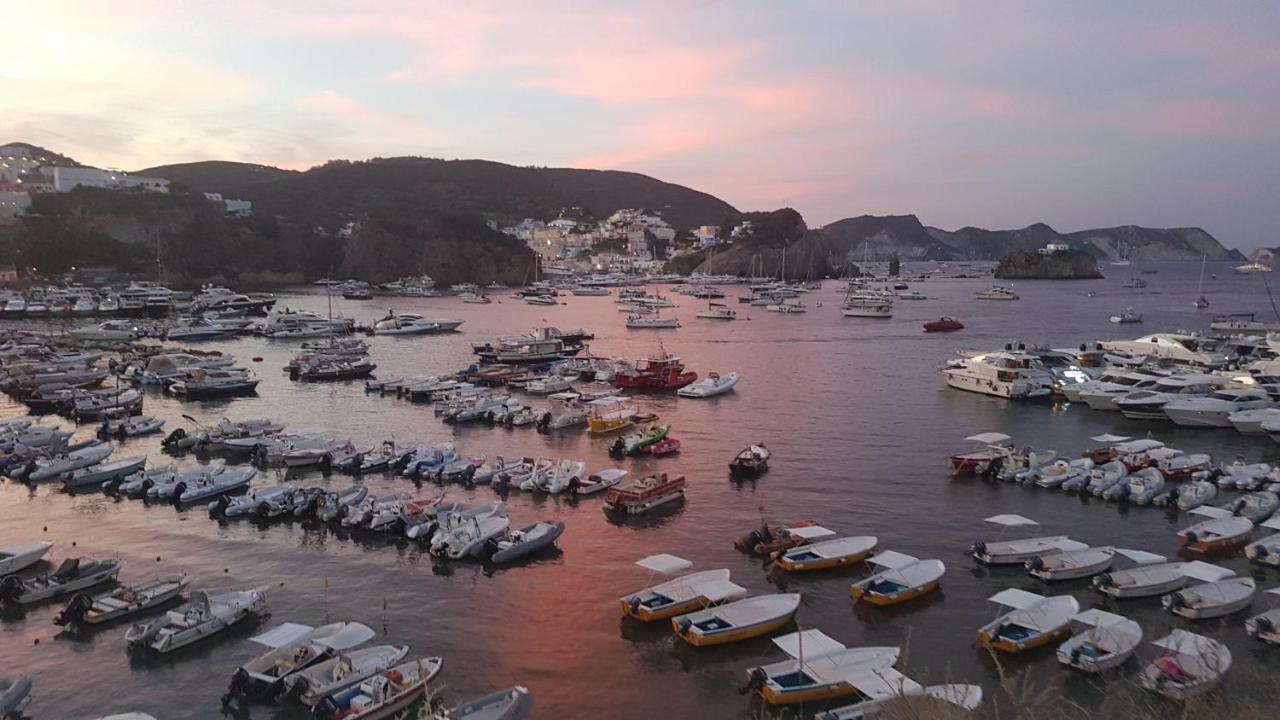 Hotel La Baia Ponza Exterior foto
